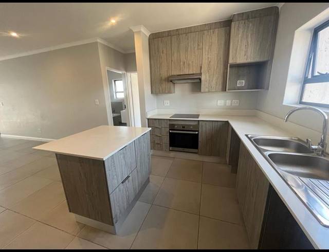 2 BEDROOM APARTMENT FOR SALE IN MORNINGSIDE